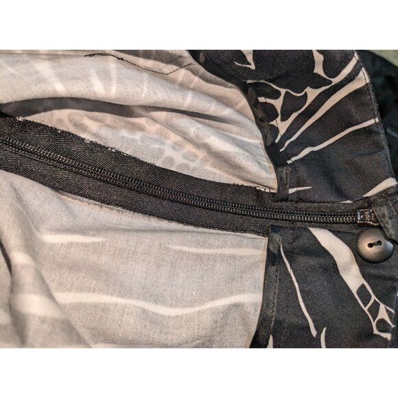 Talbots Black White Floral High Rise Wide Leg Stretch Capri Pant Womens 14 - Picture 9 of 9